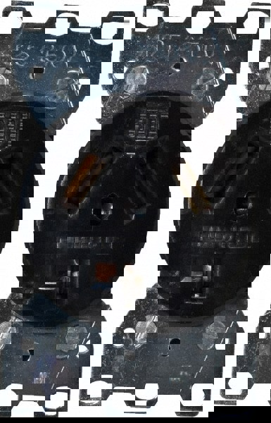 Straight Blade Single Receptacle: NEMA 10-30R, 30 Amps, Self-Grounding